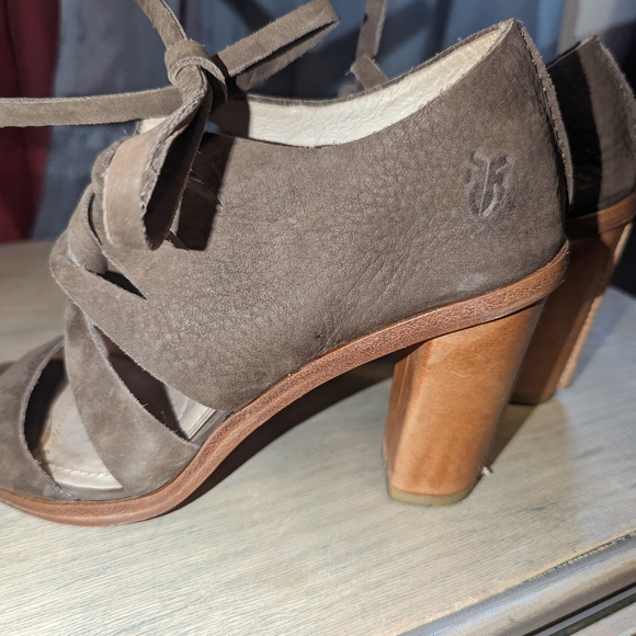 Frye company brown lace up heels - Picture 6 of 6